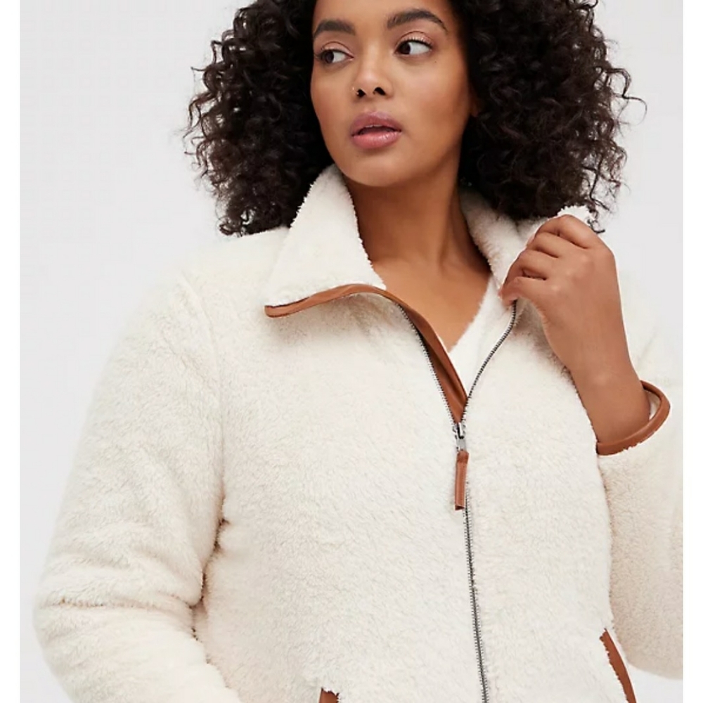 Torrid NWT Sherpa Shearling Zip Front Faux Leather Trim Jacket 3X - Picture 5 of 9